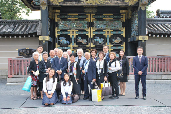 Accession Ceremony tour group from Hawaii at Honzan, October 2016