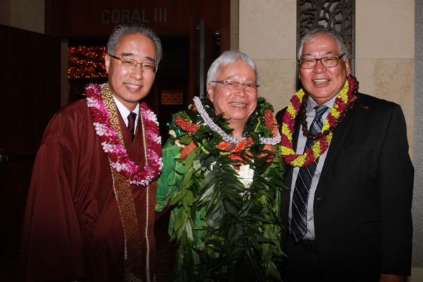 Living Treasures 2020 - honoree Larry Kimura with Bishop Matsumoto and Pieper Toyama (photo credit: Alan Kubota)