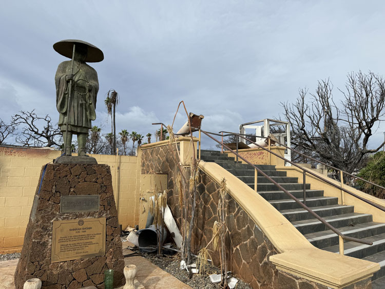 Return to Lahaina Hongwanji Mission November 2023 - Shinran statue and stairs